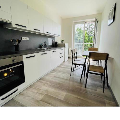 ZAROHEM 2 bedrooms APARTMENT in center with balcony