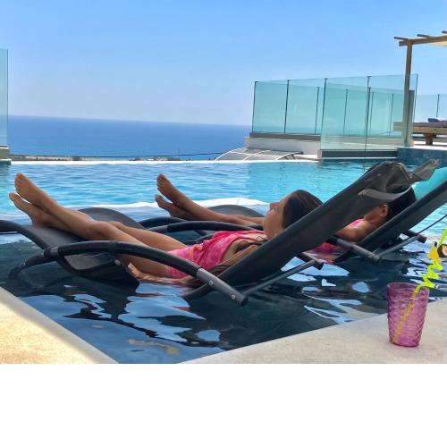 Zax sea view villas