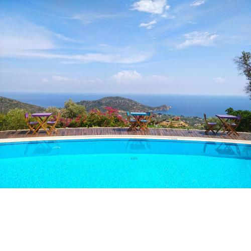 Zephyros Hotel