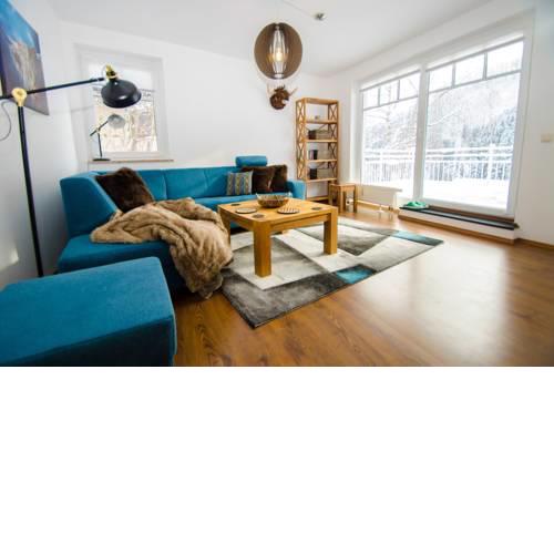 Zippy Penthouse Apartment
