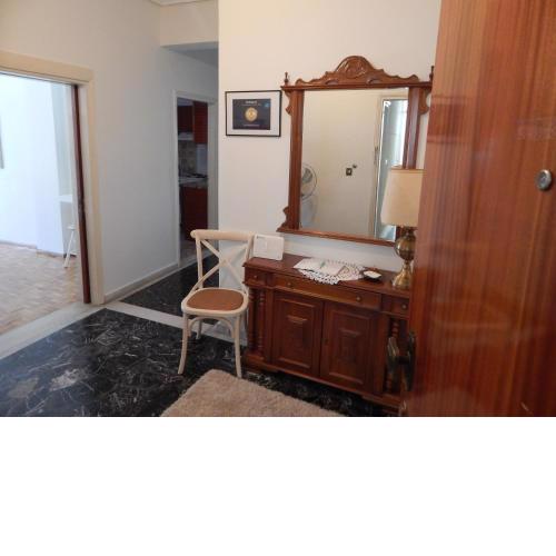 Zira Holiday House