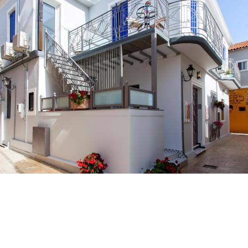 Ziv Boutique Apartments Lefkada Town Square Apt 15