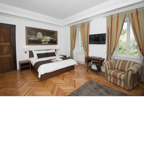 Zois Apartments