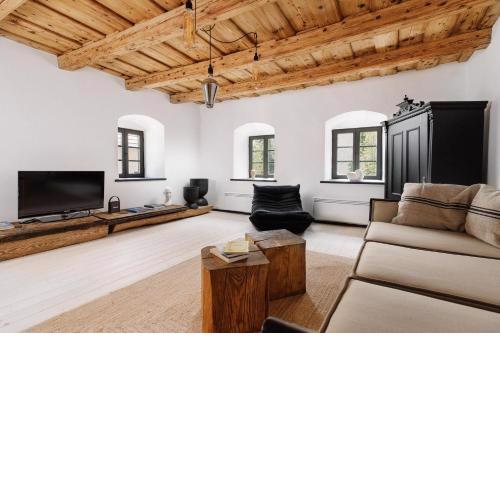 Zöld Tulipán Vendégház - Nádtetős Apartman