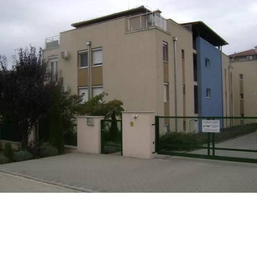 Zöldlomb apartman