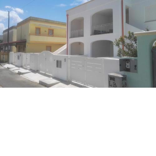 Zona Maldive del Salento, Spiaggia Sabbiosa a 350 m, 2 Bagni, Clima, Posto Auto Esclusivo