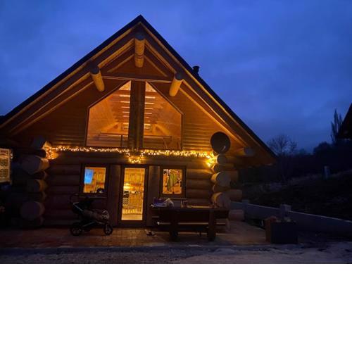 Zrubová Rozprávka nad Rybníkom - Líška