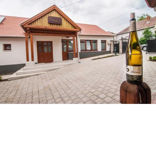 Zsirai Guest House