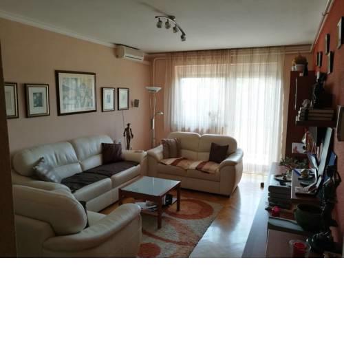 Zsolnay Apartman