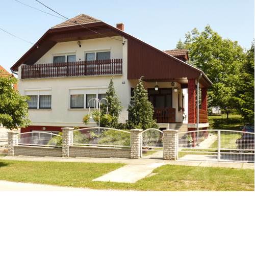 Zsuzsi Apartman