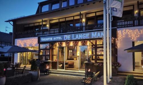 Aktívna dovolenka v pohorí Eifel: 4* De Lange Man Hotel Monschau s raňajkami, bowlingom a minigolfom + večera