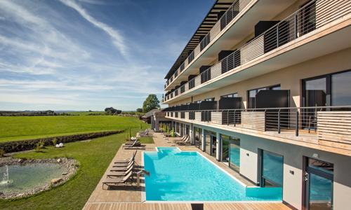 Alpská wellness dovolenka: Nemecko v Hoteli Das Weitblick Allgäu **** s raňajkami + bazén, 5 sáun a večera