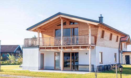 Bavorské Alpy: Pobyt v modernej chate Inzell Chalets s privátnou fínskou saunou a vonkajším bazénom + kuchyňa