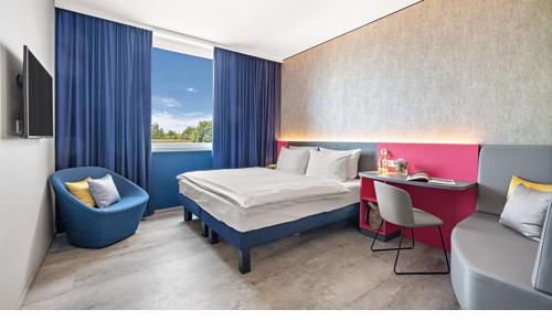 Bavorsko v unikátnom kráteri Ries pri pamiatkach: Hey Lou Hotel Nördlingen s raňajkami formou bufetu + drink