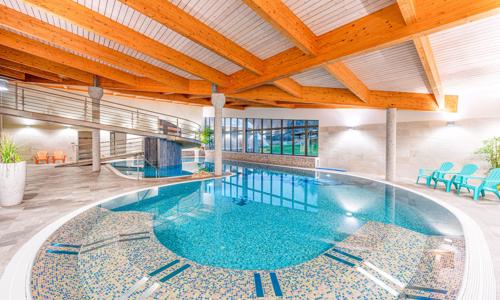Beskydy pri Pustevnách v Sport Art Centrum Hoteli **** s raňajkami/polpenziou, neobmedzeným wellness a bazénom