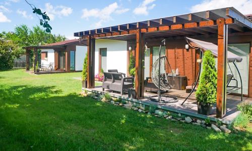 Beskydy v štýlovom apartmáne + vybavená kuchyňa v Campingu Rožnov pod Radhoštěm s bohatým vyžitím