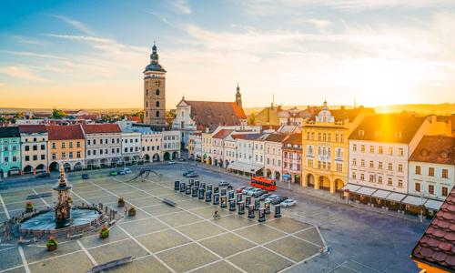 České Budějovice priamo v centre v Hoteli Dvořák **** s raňajkami, parkovaním a dieťaťom do 14 rokov zadarmo