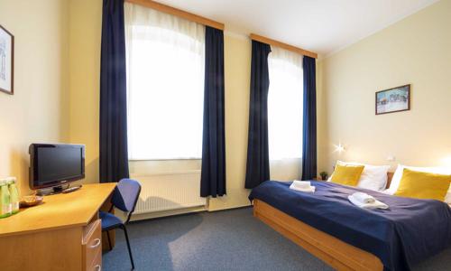 Česko: Parkhotel Terezín *** s raňajkami či polpenziou a vstupenkou na prehliadku múzea a podzemných chodieb