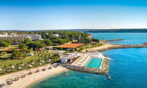 Chorvátsko: Novigrad 50 m od pláže v Hoteli Aminess Laguna *** s polpenziou a bazénom + deti do 7 rokov zdarma