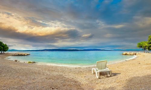 Chorvátsko pri pláži v letovisku Crikvenica: 3* Annex Omorika s polpenziou Plus a bazénom + dieťa zadarmo