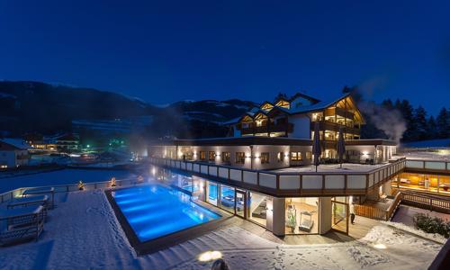 Gurmánsky aj wellness pobyt v talianskom Tirolsku: Green Lake Hotel Weiher ****+ s polpenziou, bazénom + sauny