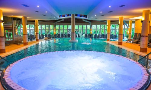 Hévíz: Luxus v 5* Lotus Therme Hoteli & Spa s termálnym wellness, saunovým svetom a polpenziou + deti zdarma