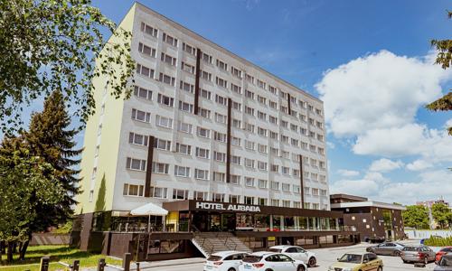 Humenné: Pobyt v Alibaba Kongres Hoteli & Spa *** s raňajkami a wellness (fínska, parná a infrasauna) + masáž