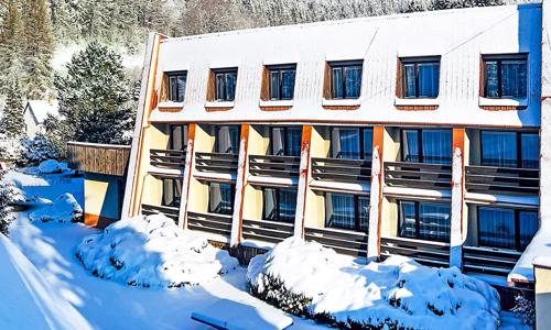 Jeseníky: Hotel Slatina *** s raňajkami, drinkom a vstupom do bazéna + bohaté možnosti vyžitia