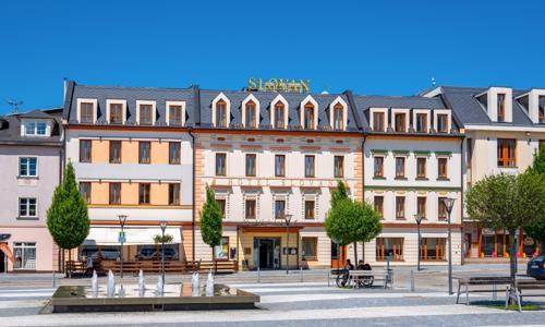 Jeseníky: Pobyt v oceňovanom Hoteli Slovan **** s polpenziou, privátnym vstupom do sauny a welcome drinkom