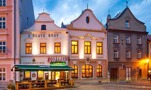 Jindřichův Hradec: Hotel Concertino - Zlatá Husa **** s raňajkami, večerou + privátna sauna a čokoládová masáž
