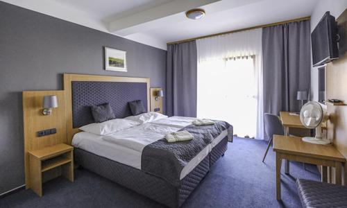 Južná Morava: Hustopeče pri rozhľadni v Hoteli Rustikal *** s raňajkami alebo polpenziou + možnosť degustácie