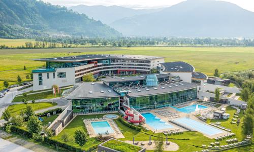 Kaprun v luxusnom Tauern Spa Hoteli & Therme **** s 3 wellness centrami, 12 bazénmi a 10 saunami + polpenzia