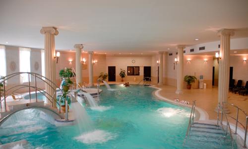 Karlove Vary: Hotel Bristol Palace **** s raňajkami/polpenziou a neobmedzeným wellness (bazén, vírivka, sauna)