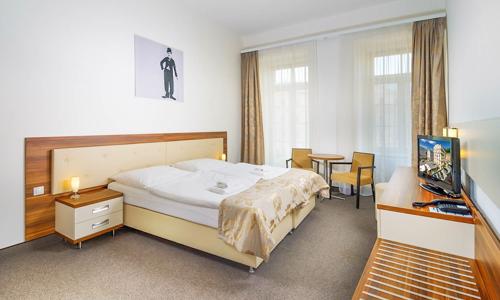 Karlove Vary: Hotel Malta **** s až 5 wellness a liečebnými procedúrami, kávou a zákuskom aj polpenziou