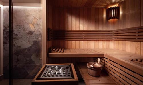 Karlove Vary luxusne v 4* Saxonia Boutique Spa Hoteli s raňajkami, saunou a masážnym lôžkom Hydrojet