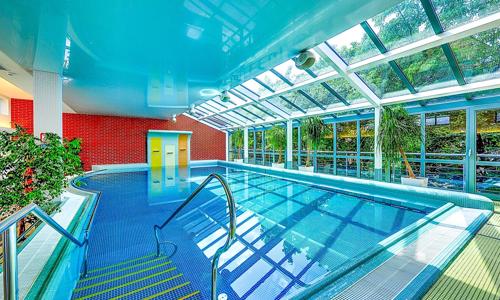 Karlove Vary: Pobyt v Hoteli Royal Regent **** s polpenziou, neobmedzeným wellness centrom a až 7 procedúrami