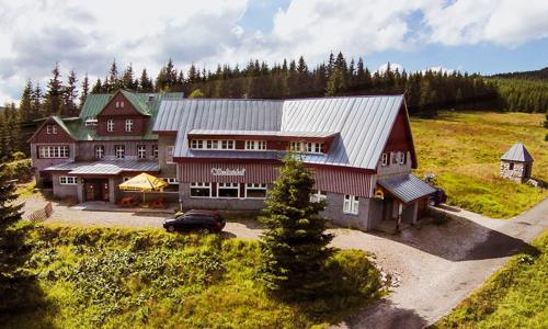 Krkonošský národný park: Pobyt v Špindlerovom Mlýne v Horskej chate Sedmidolí s polpenziou + detské ihrisko