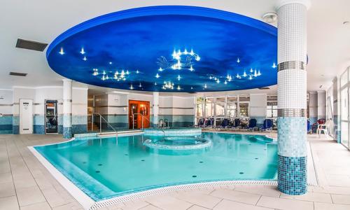 Kúpele Hajdúszoboszló v Hoteli Silver **** s polpenziou a wellness s 3 druhmi sáun, vírivkou + termálne bazény