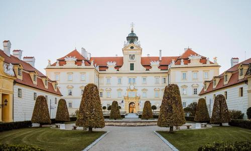 Lednicko-valtický areál a pamiatky UNESCO: Zámecký Hotel Anton Florian s raňajkami + welcome drink a víno