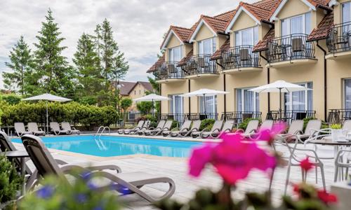 Letovisko Rewal na brehu Baltského mora: Hotel Alcest *** pri pláži s raňajkami a wellness (bazén, vírivka)
