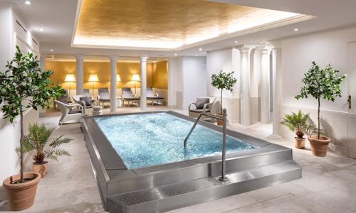 Liberec pri ski areáloch: 4* Clarion Grandhotel Zlatý Lev s polpenziou a wellness + skipas a zľavy na atrakcie