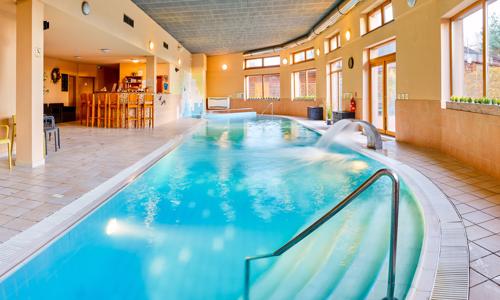 Liptov pri Vysokých a Nízkych Tatrách: 3* Sojka Resort s raňajkami/polpenziou + bazény, 4 druhy sáun a zľavy