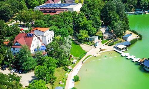 Maďarsko pri jazere a blízko Budapešti v Hoteli Bagoly Fogadó *** s neobmedzeným wellness a polpenziou
