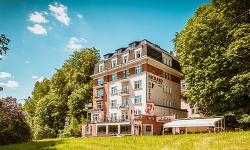 Mariánské Lázně: Hotel Richard **** s bazénom neobmedzene, až 6 procedúrami, pitnou kúrou a polpenziou