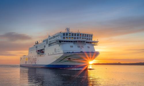 Nemecko a Švédsko na Trajekte TT-Line: Plavba z Travemünde do Trelleborgu a späť + večera a preprava auta