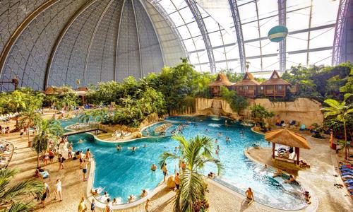Nemecko: Dovolenka v exotickom rezorte Tropical Islands s raňajkami, plážou, saunami, bazénmi a atrakciami