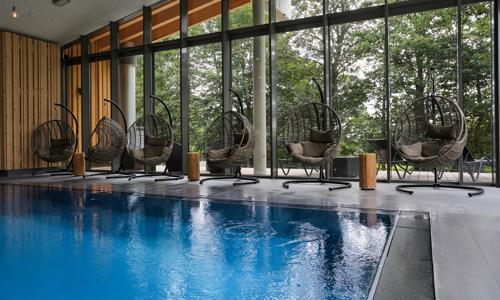 Nemecko: Lyžovanie v Durínskom lese v Konsum Berghoteli Oberhof s raňajkami a luxusným wellness neobmedzene