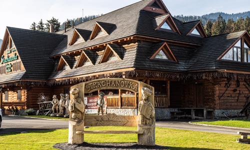 Nízke Tatry blízko termálov: Hotel Strachanovka *** s polpenziou a wellness + welcome drink a balíček zliav