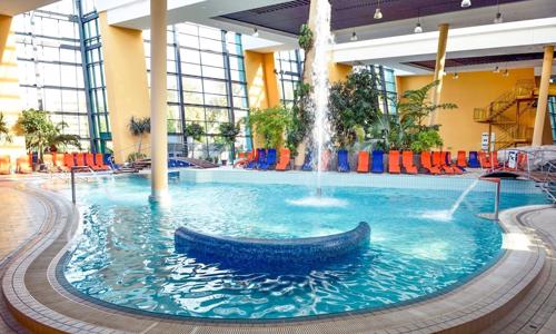 Ostrihom: 3* Hotel Adalbert Szent Tamás Ház so vstupom do kúpeľov Aquasziget (10 bazénov) + raňajky/polpenzia
