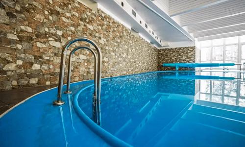 Písek: Interhotel America **** v izbe s terasou vrátane raňajok, večere, wellness a zliav + dieťa zadarmo